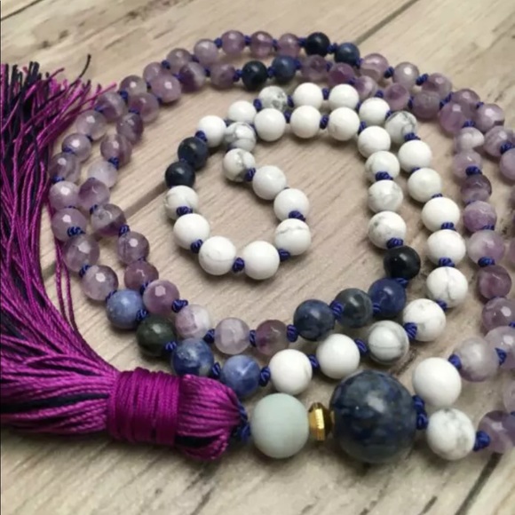 DREAM Mala Amethyst, Howlite, lapis and aquamarine - Picture 4 of 8